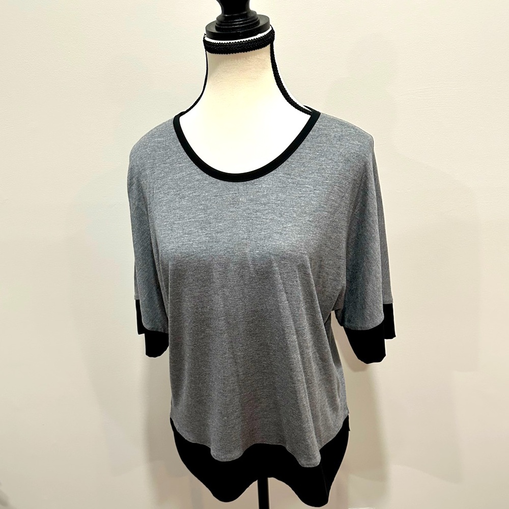 LOFT Gray and Black Boxy Short Sleeve Tee